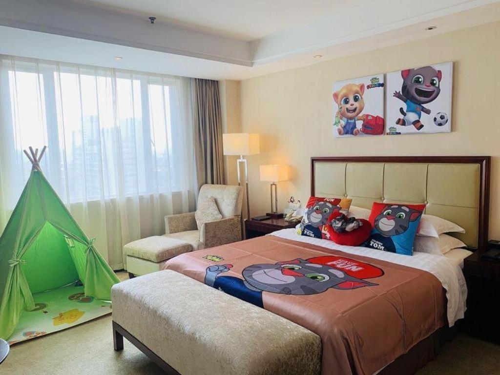 Maison New Century Hotel Ningbo Zewnętrze zdjęcie