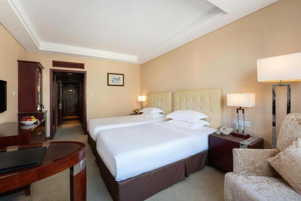 Maison New Century Hotel Ningbo Zewnętrze zdjęcie
