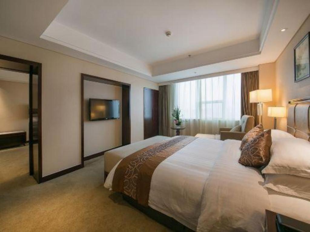 Maison New Century Hotel Ningbo Zewnętrze zdjęcie