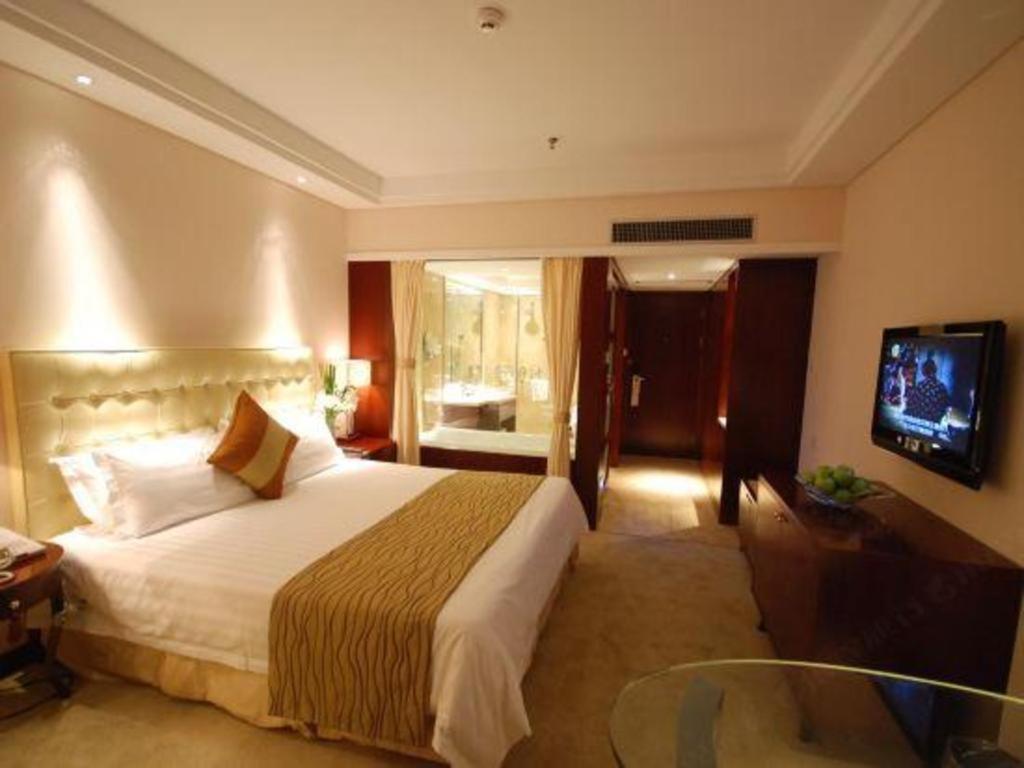 Maison New Century Hotel Ningbo Zewnętrze zdjęcie
