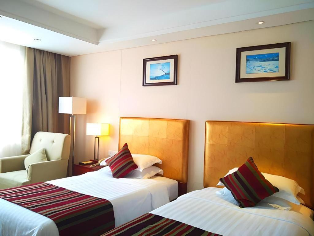Maison New Century Hotel Ningbo Zewnętrze zdjęcie