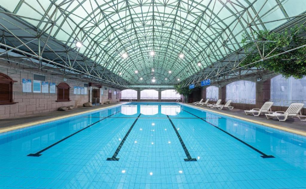 Maison New Century Hotel Ningbo Zewnętrze zdjęcie