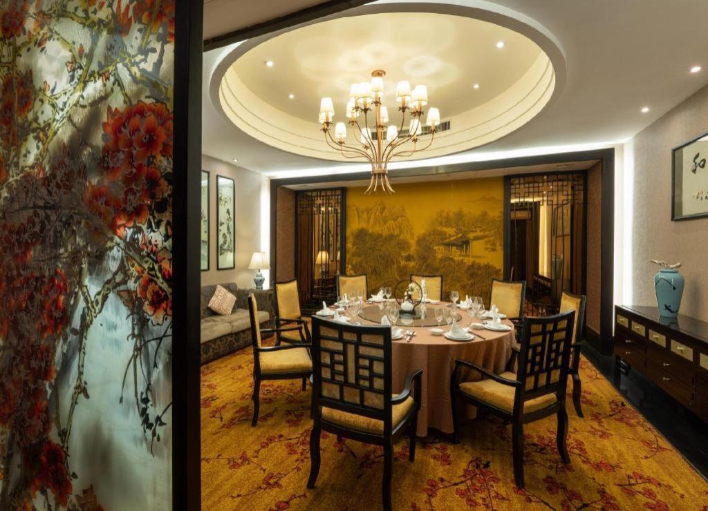 Maison New Century Hotel Ningbo Zewnętrze zdjęcie